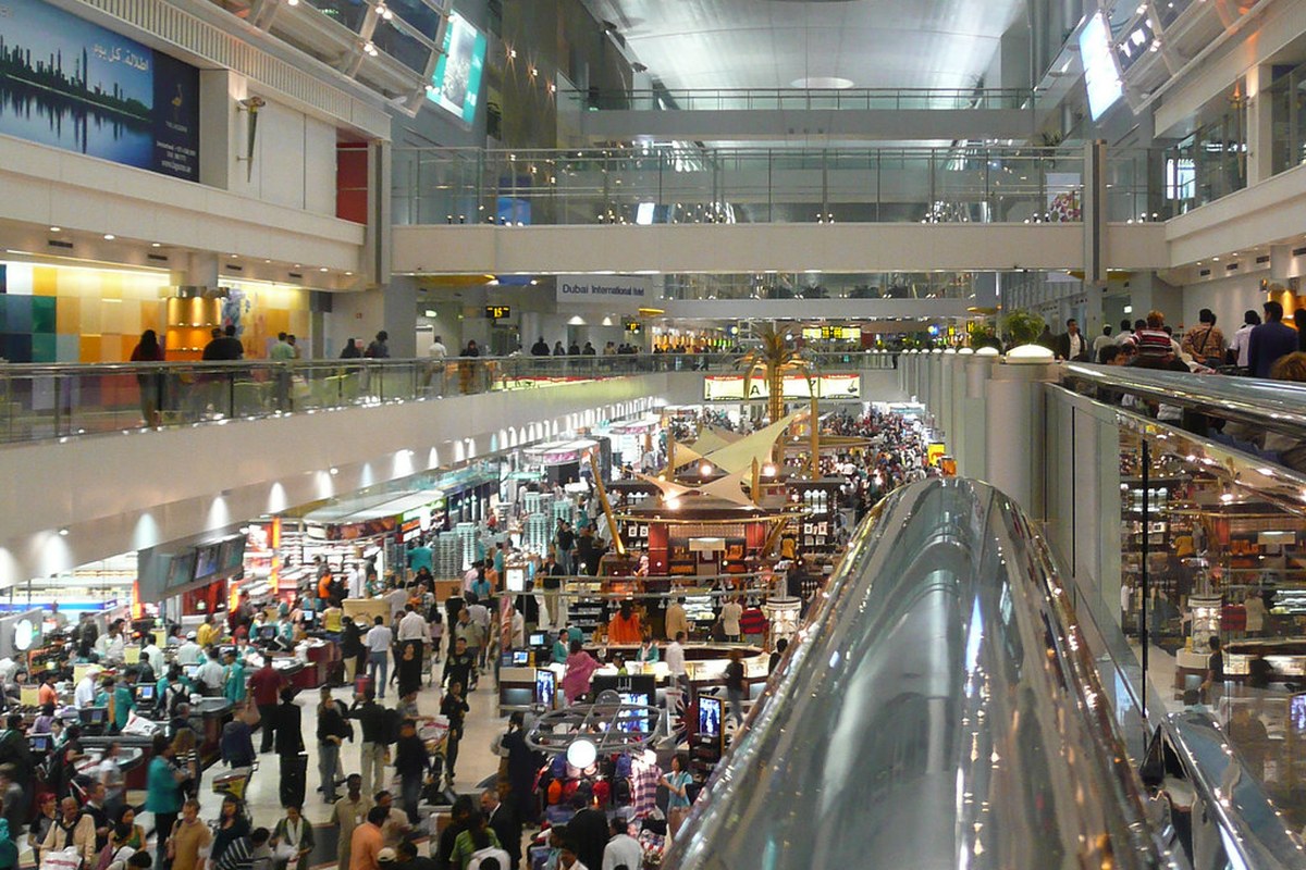 Trading Retail Sales on Kalshi: Holiday Season Edition